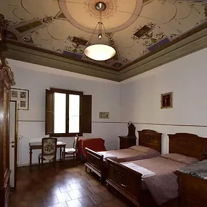 Casa Per Ferie Suore Oblate Dell'assunzione , Florence Italië